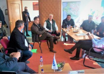 Συνάντηση Θ.  Βασιλόπουλου με εσπεριδοκαλλιεργητές για τις αποζημιώσεις στα πορτοκάλια