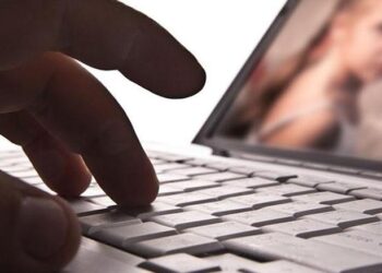 Εξιχνιάστηκε υπόθεση πορνογραφίας ανήλικων και προσέλκυσης παιδιών για γενετήσιους λόγους