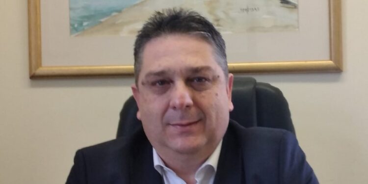ΓΙΑΝΝΗΣ ΑΡΓΥΡΟΠΟΥΛΟΣ: “Σε ποια χώρα ζει ο κ. Μιχαλακόπουλος;”