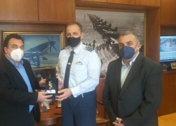 ΔΗΜΑΡΧΟΣ ΠΥΡΓΟΥ: “Τιμούμε τους ανθρώπους που έχουν επωμισθεί την ακεραιότητα και την ασφάλεια της πατρίδας”