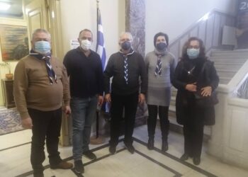 ΔΗΜΟΣ ΠΥΡΓΟΥ: Πρόσκοποι και Τραπεζικοί προσφέρουν τρόφιμα για τον λαό της Ουκρανίας