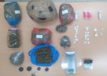 Συνελήφθησαν τέσσερα άτομα στην Πάτρα για κατοχή εκρηκτικών υλών, όπλων και ναρκωτικών