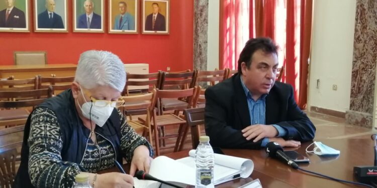 ΔΗΜΟΣ ΠΥΡΓΟΥ: Ενημέρωση δημάρχου σε όλους τους προέδρους τοπικών κοινοτήτων για τα ακαθάριστα οικόπεδα