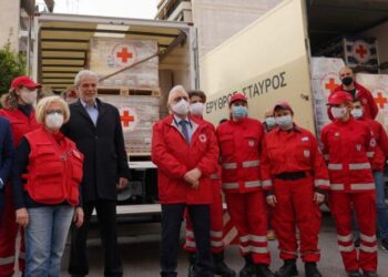 Ο Ελληνικός Ερυθρός Σταυρός απέστειλε 50 τόνους ανθρωπιστικής βοήθειας εντός της Οδησσού (βίντεο)