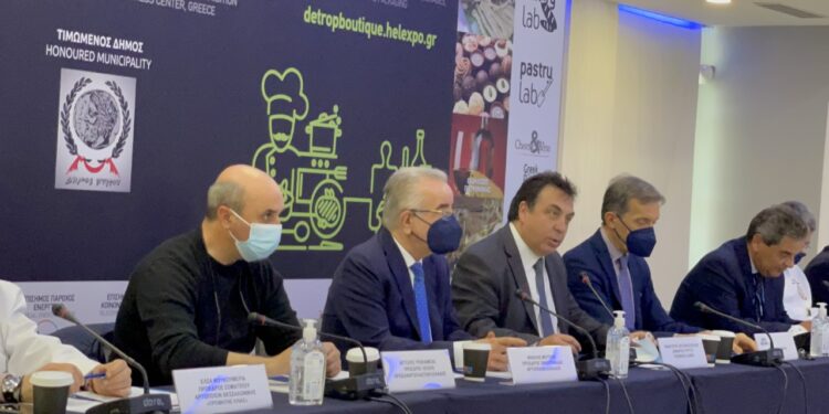 ΠΑΝΑΓΙΩΤΗΣ ΑΝΤΩΝΑΚΟΠΟΥΛΟΣ: “Παρουσιάζουμε σε όλο τον κόσμο τους θησαυρούς της γης μας”