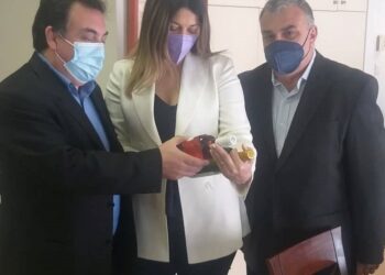 Με την Υφυπουργό Τουρισμού Σοφία Ζαχαράκη ο δήμαρχος Πύργου Παναγιώτης Αντωνακόπουλος