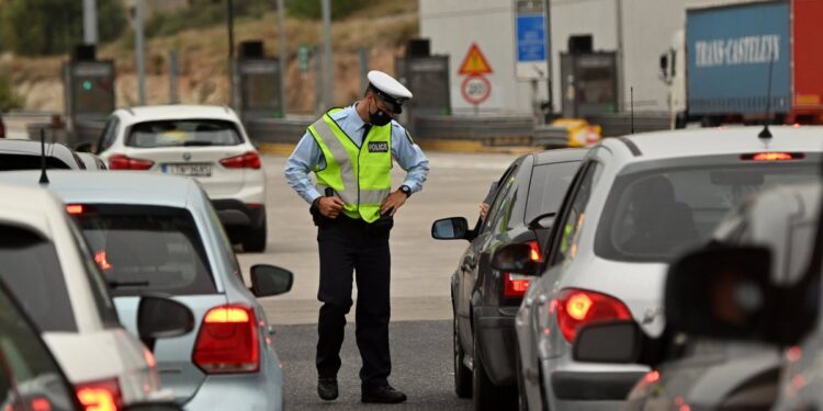 Αυξημένα μέτρα Τροχαίας σε όλη την επικράτεια κατά την περίοδο των εορτών του Πάσχα και της Πρωτομαγιάς 2022