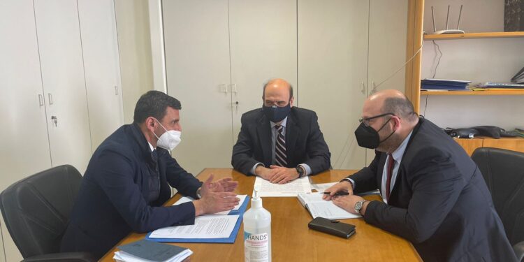 ΑΝΔΡΕΑΣ ΝΙΚΟΛΑΚΟΠΟΥΛΟΣ: “Διευκόλυνση διαδικασιών και δυνατότητα συμβολικής εξαγοράς εκτάσεων από τους πολίτες”