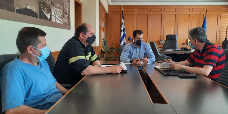 Συνάντηση εργασίας Αντιπεριφερειάρχη Π.Ε Ηλείας Β. Γιαννόπουλου με Π.Υ Ηλείας και Δασαρχείο Πύργου