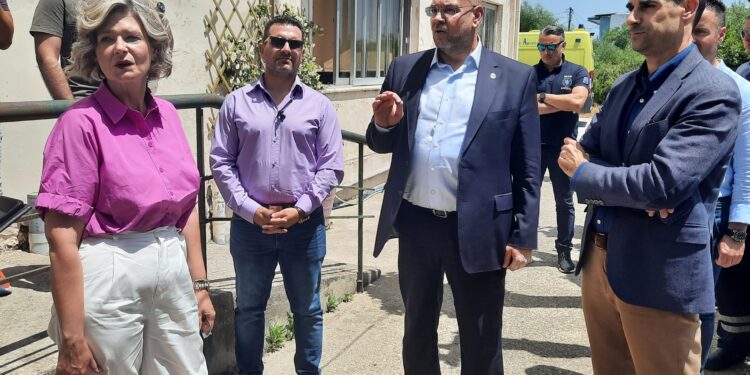 Συνάντηση Αντιπεριφερειάρχη Π.Ε Ηλείας Β. Γιαννόπουλου με τον Πρόεδρο του ΕΚΑΒ Νίκο Παπαευσταθίου
