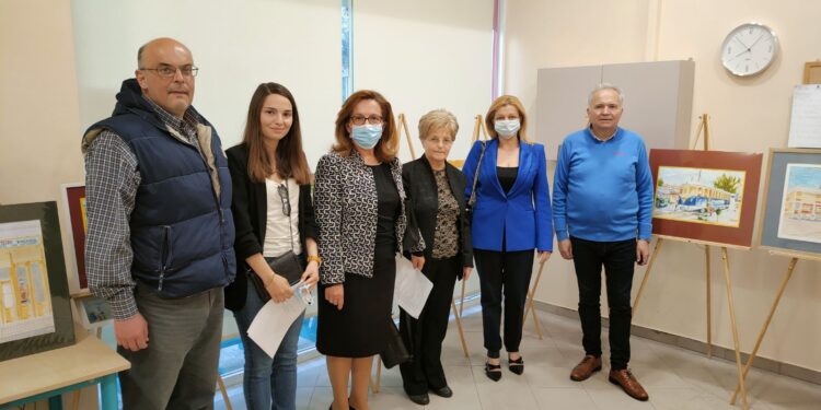 Η Δ. Αυγερινοπούλου στην έκθεση ζωγραφικής του συμπολίτη μας, Παύλου Αυγερινόπουλου