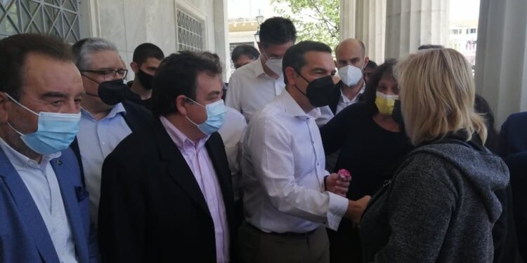ΑΛΕΞΗΣ ΤΣΙΠΡΑΣ ΑΠΟ ΤΟΝ ΠΥΡΓΟ: “Δεσμεύομαι να ξανανοίξουν τα Πανεπιστημιακά Τμήματα”