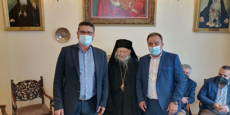 Επίσκεψη Δημάρχου Ανδραβίδας – Κυλλήνης στον Μητροπολίτη Ηλείας