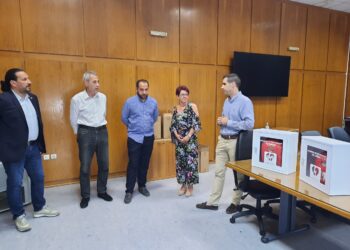 Δωρεά Αυτόματων Εξωτερικών Απινιδωτών στους δήμους, από την Περιφερειακή Ενότητα Ηλείας