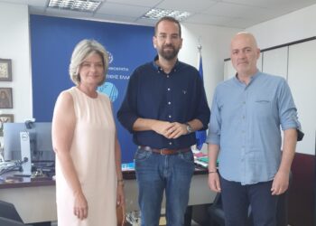 Η ενίσχυση του ΕΚΑΒ στο επίκεντρο συνάντησης του Περιφερειάρχη, Ν. Φαρμάκη
