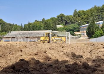 Έναρξη εργασιών βελτίωσης του γηπέδου των Κρεστένων