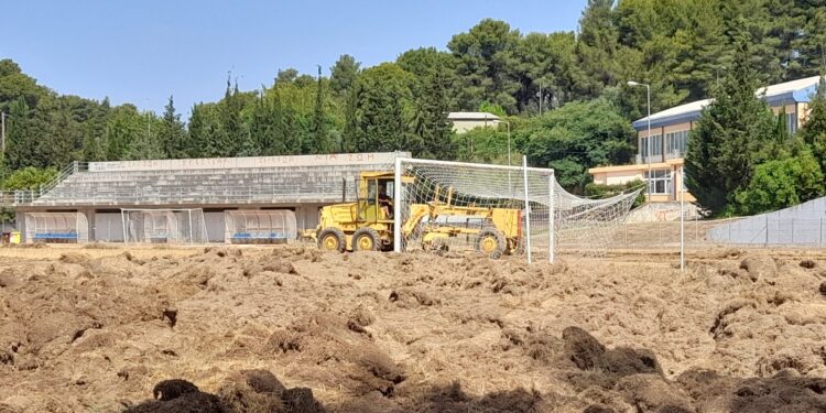 Έναρξη εργασιών βελτίωσης του γηπέδου των Κρεστένων