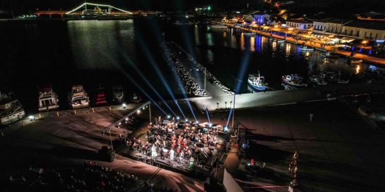 ΔΗΜΟΣ ΠΥΡΓΟΥ: 1ο Διεθνές Φεστιβάλ Αρχαίας Φειάς –  Μάγεψε η Ορχήστρα Σύγχρονης Μουσικής της ΕΡΤ με το “Ταξίδι του Αλφειού” του Γιώργου Βούκανου σε πρώτη εκτέλεση (φωτος)