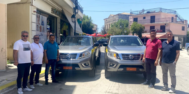 ΔΗΜΟΣ ΑΝΔΡΑΒΙΔΑΣ – ΚΥΛΛΗΝΗΣ: Παρέλαβε δυο καινούργια αυτοκίνητα 4Χ4 για άμεση χρήση