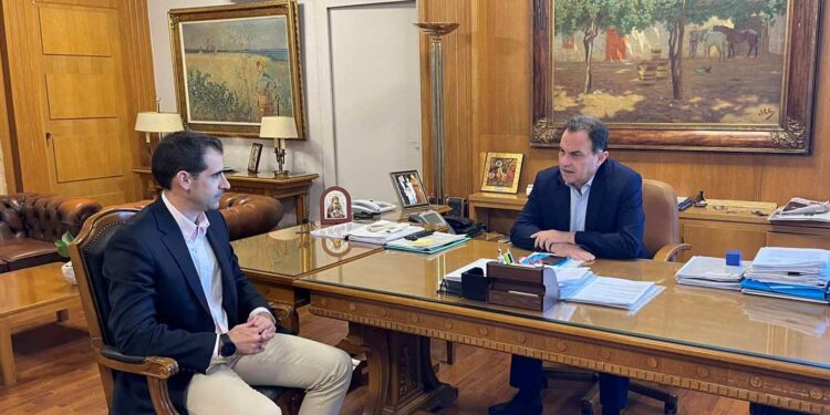 Συνάντηση Αντιπεριφερειάρχη Π.Ε Ηλείας Β. Γιαννόπουλου, με Υπουργό Αγροτικής Ανάπτυξης και Τροφίμων Γ. Γεωργαντά