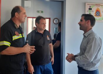 Συνάντηση Αντιπεριφερειάρχη Π.Ε Ηλείας Β. Γιαννόπουλου με Διοικητή Πυροσβεστικών Υπηρεσιών Ηλείας Γ. Κωνσταντακόπουλο