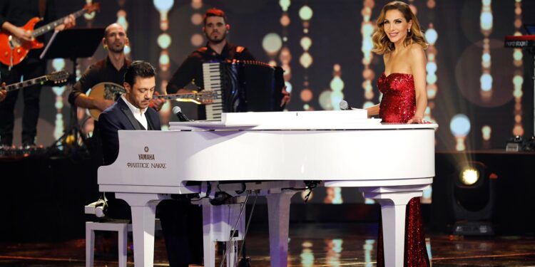 Διεθνές Φεστιβάλ Τεχνών Αρχαίας Ολυμπίας: Δέσποινα Βανδή – Γιώργος Θεοφάνους: “Ένα καλοκαίρι διαδρομή”