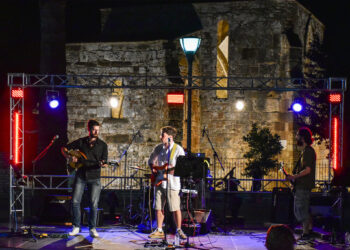 ΝΙΚΟΣ ΚΟΡΟΒΕΣΗΣ: “Επιτυχής συνεργασία της Περιφέρειας Δυτ. Ελλάδας με τον Εμπορικό Σύλλογο για την τόνωση της αγοράς και την ψυχαγωγία των κατοίκων”