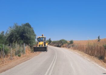 Επίσκεψη Αντιπεριφερειάρχη Π.Ε Βασίλη Γιαννόπουλου στο έργο συντήρησης του Επαρχ. Οδικού Δικτύου, στο βόρειο τμήμα της Ηλείας
