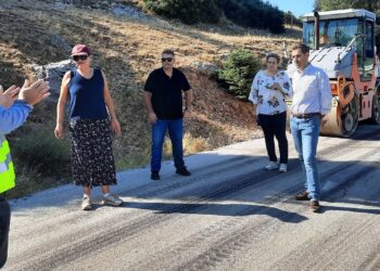 Επίσκεψη Αντιπεριφερειάρχη Π.Ε Ηλείας Β. Γιαννόπουλου στην Δ.Ε Λασιώνος για το έργο συντήρησης του Επαρχ. Οδικού Δικτύου