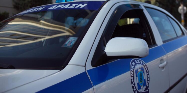 ΑΜΑΛΙΑΔΑ: Αφαίρεσε από αποθήκη εργαλεία