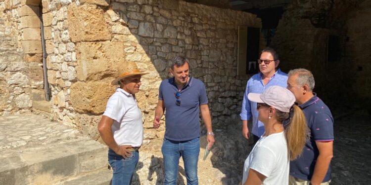 “Τα μνημεία μας είναι η ταυτότητά μας”