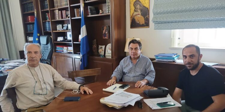 ΔΗΜΟΣ ΠΥΡΓΟΥ: Η πρώτη συνάντηση του δημάρχου Πύργου Παν. Αντωνακόπουλου με τον νέο Διευθυντή Β/βάθμιας Εκπαίδευσης Ν. Ηλείας Ανδρέα Ζέρβα