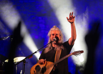 “Μάγεψε” ο Γιάννης Χαρούλης στο κάστρο Χλεμούτσι!