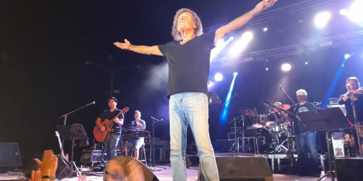 “Μάγεψε” χιλιάδες θεατές ο “αιώνιος έφηβος”