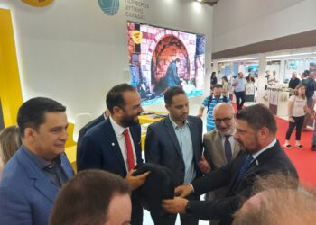 Κερδίζει τις εντυπώσεις το νέο δυναμικό πρόσωπο της Δυτικής Ελλάδας που απεικονίζεται στο περίπτερο της 86ης ΔΕΘ (φωτος)