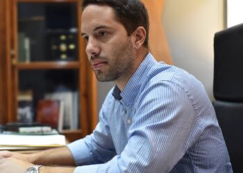 ΛΕΥΤΕΡΗΣ ΒΑΡΟΥΞΗΣ: “Ασπίδα για τους ελαιοπαραγωγούς η στήριξη στα ελαιοτριβεία”