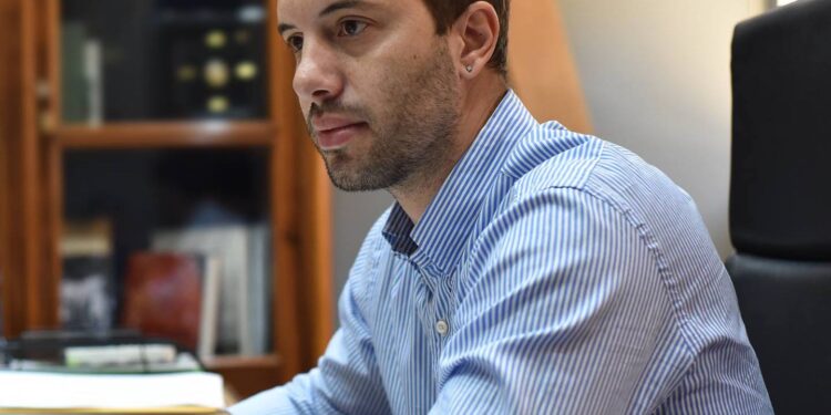 ΛΕΥΤΕΡΗΣ ΒΑΡΟΥΞΗΣ: “Ασπίδα για τους ελαιοπαραγωγούς η στήριξη στα ελαιοτριβεία”