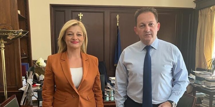 Αυγερινοπούλου – Πέτσας: Επιχορήγηση του Δήμου Πηνειού με 388.593,68€ από το Πρόγραμμα «ΦΙΛΟΔΗΜΟΣ ΙΙ» για τα ζώα συντροφιάς