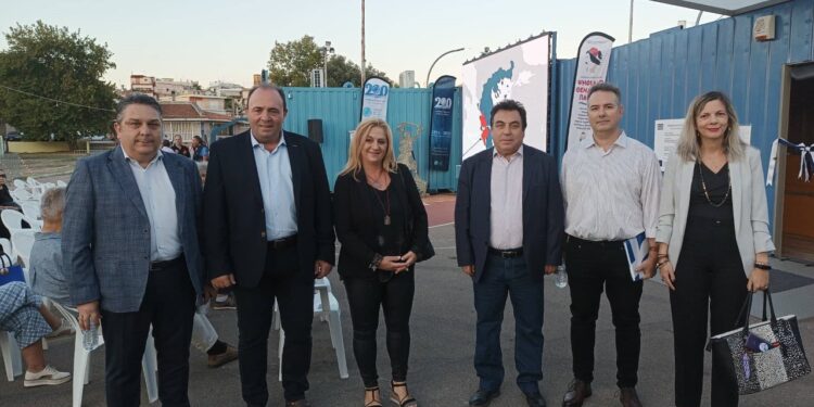 ΔΗΜΟΣ ΠΥΡΓΟΥ: Εγκαινιάστηκε το Κινητό Ψηφιακό Πάρκο για το 1821 στον Πύργο