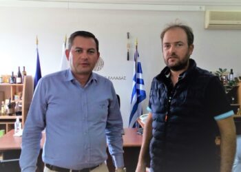 “Να ενταχθεί και η ζάχαρη των μελισσοκόμων στον κατάλογο με τις επιδοτούμενες ζωοτροφές!