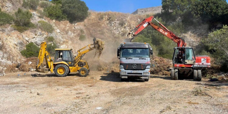 Ξεκίνησαν έγκαιρα και προχωρούν με γοργούς ρυθμούς τα αντιπλημμυρικά έργα και οι καθαρισμοί