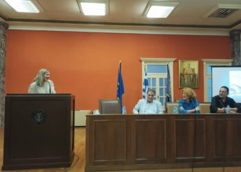 ΔΗΜΟΣ ΠΥΡΓΟΥ: Παρουσιάστηκε στο Λάτσειο Δημοτικό Μέγαρο το βιβλίο του Γ. Λιόλιου για τον σιδηρόδρομο