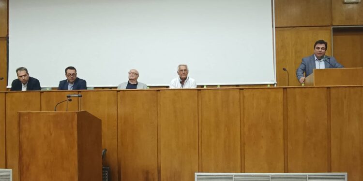 ΠΑΝΑΓΙΩΤΗΣ ΑΝΤΩΝΑΚΟΠΟΥΛΟΣ: “Ο ελληνισμός έχει πληρώσει ακριβά τον διχασμό”