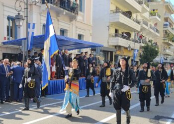 Με λαμπρότητα η παρέλαση μνήμης για την 82η επέτειο της 28ης Οκτωβρίου 1940 (φωτος)