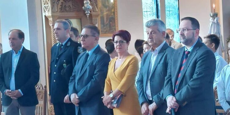 “Τιμούμε όλους όσους θυσιάστηκαν για την πατρίδα και την ελευθερία”