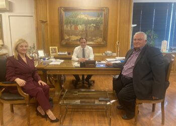 ΔΙΟΝΥΣΙΑ ΑΥΓΕΡΙΝΟΠΟΥΛΟΥ: Συνάντηση με Γεωργαντά για ΤΟΕΒ Ηλείας