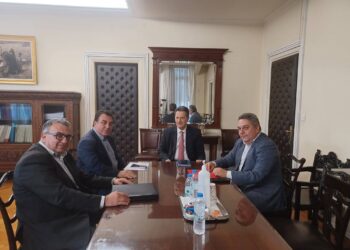 ΔΗΜΟΣ ΠΥΡΓΟΥ: Συνάντηση Δημάρχου με τον αναπληρωτή Υπουργό Οικονομικών Θεόδωρο Σκυλακάκη