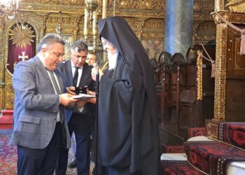 Ο Δήμαρχος Ανδραβίδας-Κυλλήνης στον Οικουμενικό Πατριάρχη κ. κ. Βαρθολομαίο