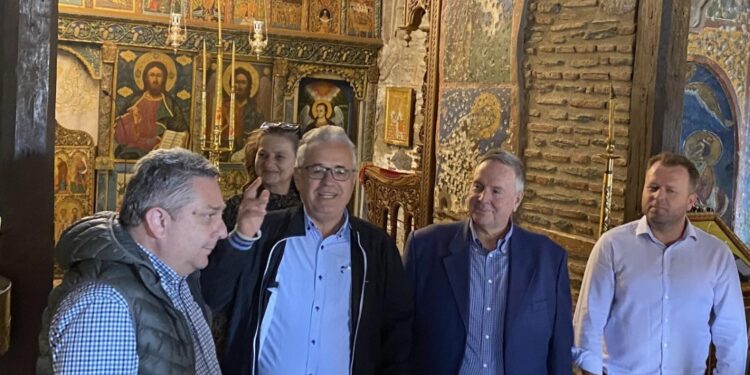 Στην ιστορική μονή Βλατάδων αντιπροσωπεία του Δήμου Πύργου