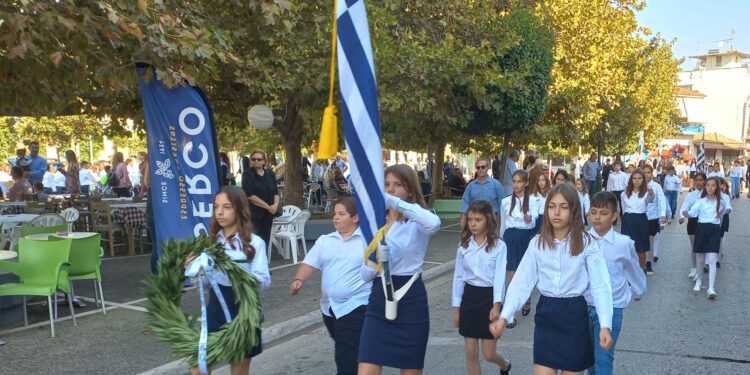 ΔΗΜΟΣ ΠΗΝΕΙΟΥ: Δυναμικό παρών της νεολαίας με τη Γαλανόλευκη